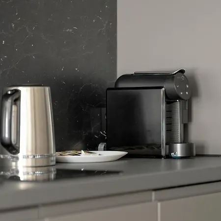 Klimatyzowane Studio Na Placu Wolnosci W Poznaniu By Renters Appartement Poznań